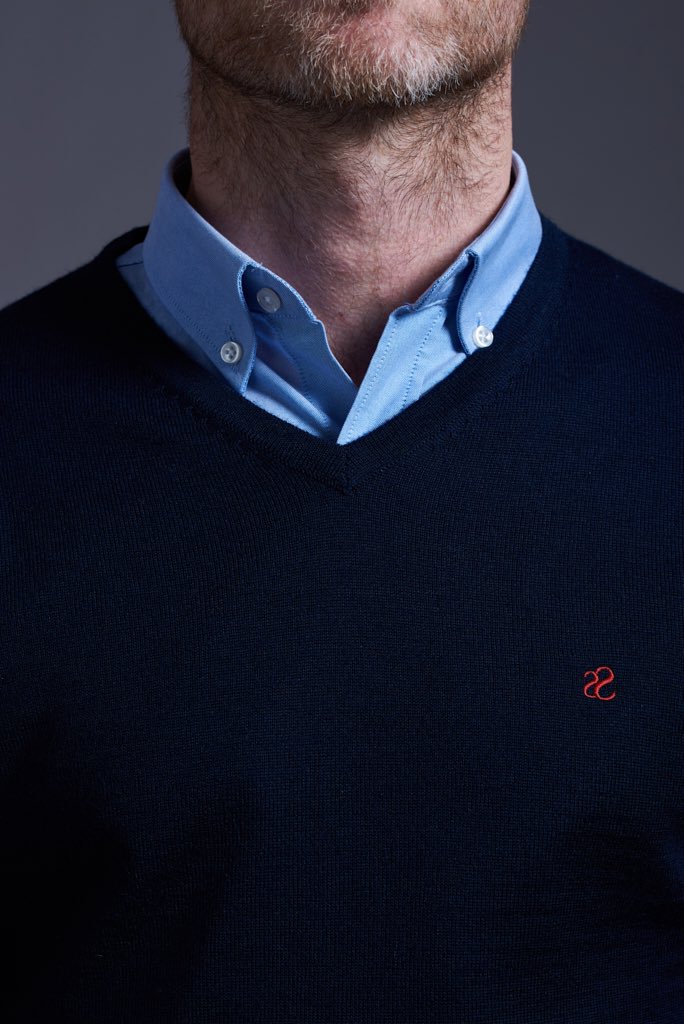 ssaggio48's tweet photo. ¿Os gusta nuestra nueva prenda?
Jersey compuesto por hilado italiano de lujo con mezcla de lana Merino. 
📸 23:59 Fotógrafos
#ssaggio48 #reptatusmiedos #creepyourfears #newcollection https://t.co/lQrJ2bjqrM
