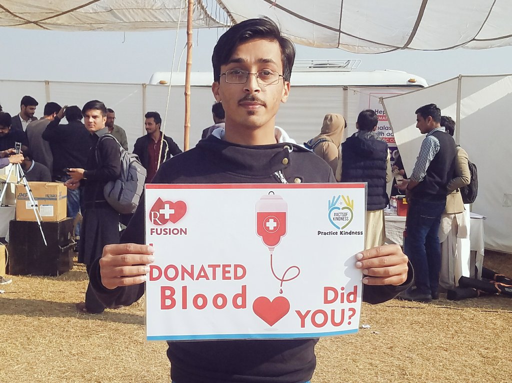pakistanography's tweet photo. I Donated Blood Did U Donated Blood? Ur 1 Drop Of Blood May Save 1 Life #ActsOfKindnessPK @actsofkindnessp @zunairkh @AteeqAfridi @Jawadshahidsays  @AmmaraA84153721 @pakistanography https://t.co/Jc0rflFnn1