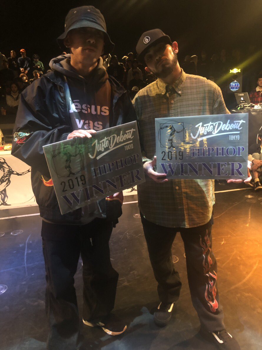 FINEPLAY_MEDIA's tweet photo. Juste Debout Tokyo 2019 winner!!!
/POPPING: Co-thkoo/HIPHOP:Yass&Yusei /LOCKING: ROADDOGGZ /HOUSE:KENTA+HANA/
congratulations🏆🏆🏆 #justedebout #jd #JusteDeboutTokyo #JusteDebout2019 #jdjapan #jdtokyo #clubcitta #ジャスデブ #川崎 #日本予選 https://t.co/B5g06ayHJM