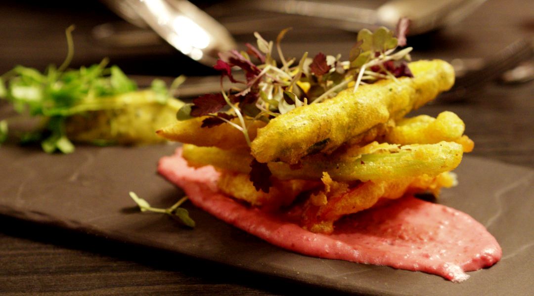 BSBedinburgh's tweet photo. Have you booked a table for our amazing Monthly Vegan Night yet? Our next night will be Wed the 9th of Jan so clear your calendar and join us for a scrumptious 3 course meal for only £17.50pp.
Book Now at https://t.co/CRTNc4qNAQ or call 0131 221 5558.
#BSBYummy #BSBVegan #Vegan https://t.co/UAKTVvtqWs