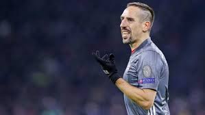 playstaps's tweet photo. Frank Ribéry fera toujours parlé de lui, une belle entrecôte et c'est reparti!😎

L'info insolite du jour!👀

A retrouver sur: https://t.co/oyjADQqvJp https://t.co/BRKnycQGQV