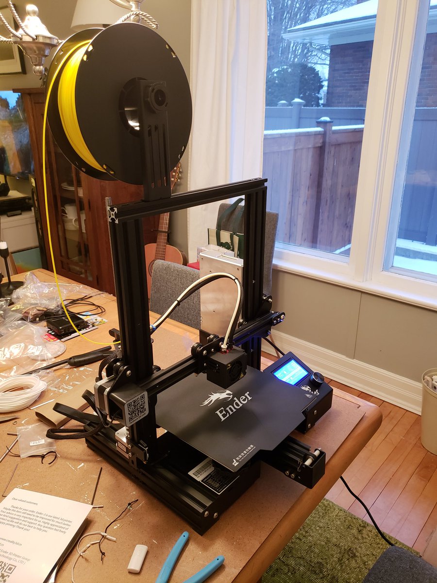 distilledlife's tweet photo. New year, new 3D printer #ender3 https://t.co/gbZPkXYaSA