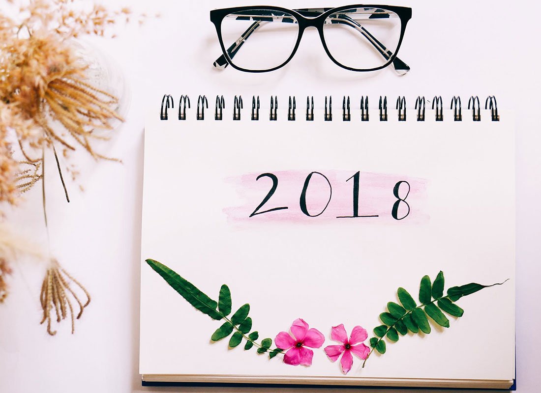 DPerfectglasses's tweet photo. 2018 Trends That Will Remain Classics And A Must Own!
Check Here: https://t.co/hQAfuybqHP
#GlassesOnline #PrescriptionSunglassesOnline #DesignerGlasses https://t.co/Tdr6j8ctj9