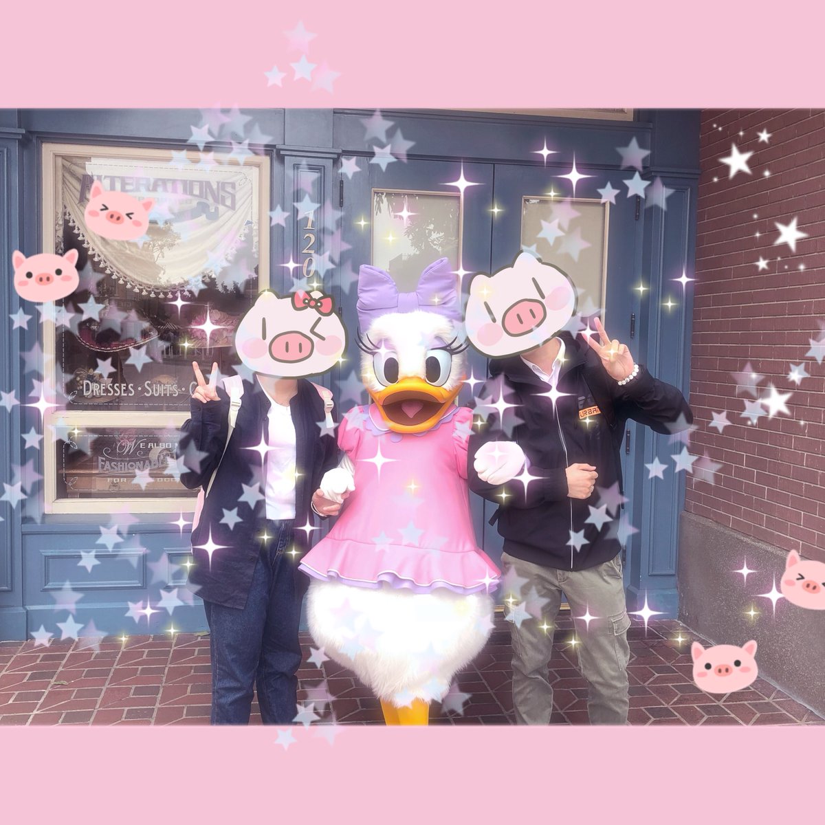 SumihyunMo's tweet photo. 迪士尼~~ https://t.co/WcgJ3Guh1X