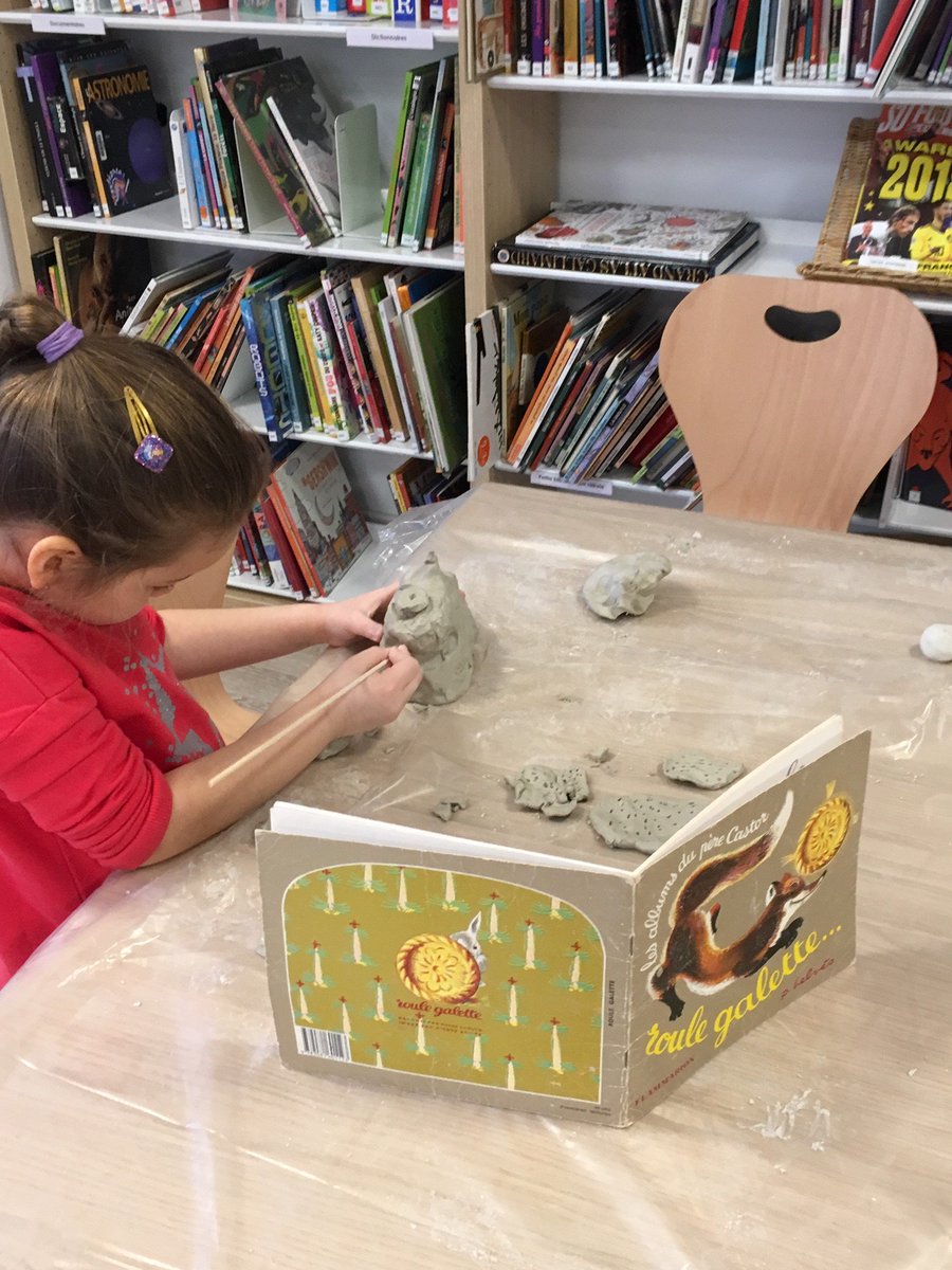 PBiblioRonde's tweet photo. On démarre l'année avec un atelier de création de personnages en argile inspirés de classiques de la littérature jeunesse !
RDV samedi et dimanche de 14h30 à 17h.
#bibliothequedesenfants #clamart #petitebibliothequeronde https://t.co/JYSWfaDtwn