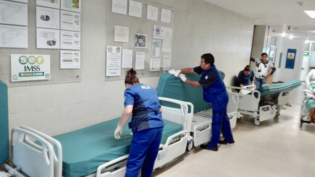 Vitermedical's tweet photo. Mejorando la atención de los pacientes en el HGRZ No 1 del IMSS en Querétaro #vitermedical #IMSS  #hillrom #welchallyn #camashospitalarias #ISSSTE #UMAE #signosvitales #CSM #CVSM #camillashospitalarias #camillas #softwarederegistrosmedicos #camasparahospitales #SORM https://t.co/dwhwlyF4sV