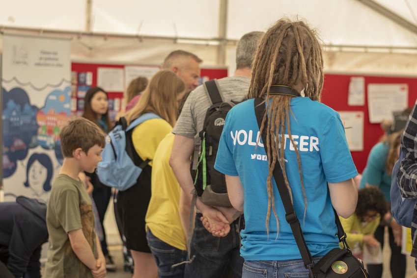 FestofNature's tweet photo. Are you looking to gain new skills and volunteer in 2019? We're looking for people to join #TeamCommunicate Find out more at: https://t.co/qJUPlwrqbk https://t.co/xwr6oOIcS8