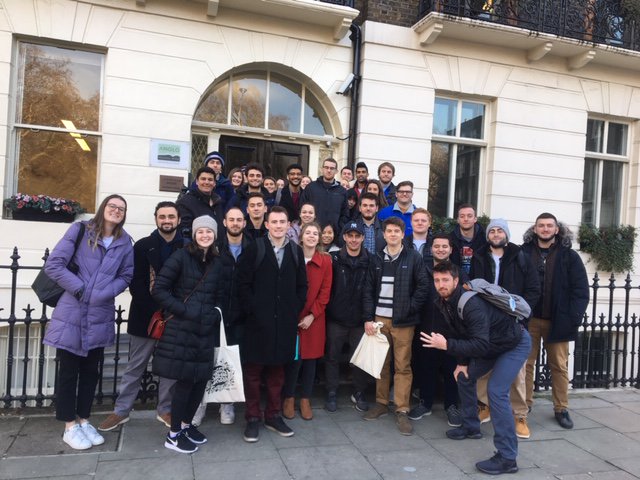 AngloInternship's tweet photo. A huge welcome to @uconn &amp; @ClemsonUniv  👋🏼 The first of our spring groups #internabroad #internlondon #AngloStudyAbroad #SpringSemester #Welcome https://t.co/oFqwBHLv6A
