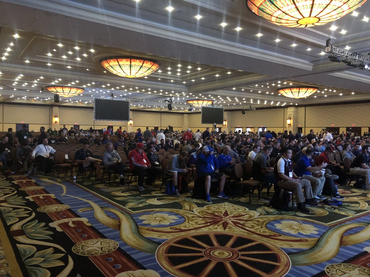 VBCA2018's tweet photo. This is what 6000+ looks like @ABCA1945 #ABCA2019 - what @VBCA2018 trying to accomplish on a much smaller scale in VA, provide format/opportunities for networking, sharing, learning for VA ⚾️ coaches “at all levels” #uniteeducatedevelopsupport https://t.co/tPZKvqslVA