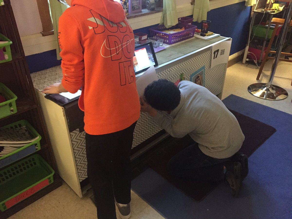 squad6_OOB's tweet photo. Amazing Race QR Code Game happening today!! Word study review! #oobschools https://t.co/9vhtHYDpnT