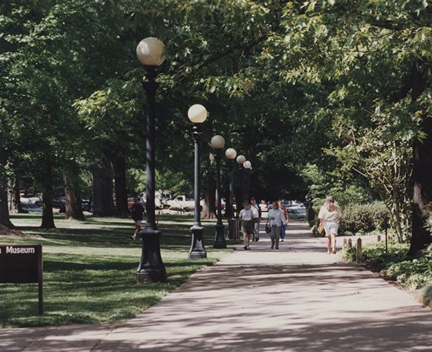 hargrettlibrary's tweet photo. Here are a few pictures of the @universityofga campus in the sunshine, just to remind us that it isn't always raining in #AthensGA.  Photos from our archives. #UGA https://t.co/UBkF9qQhBg
