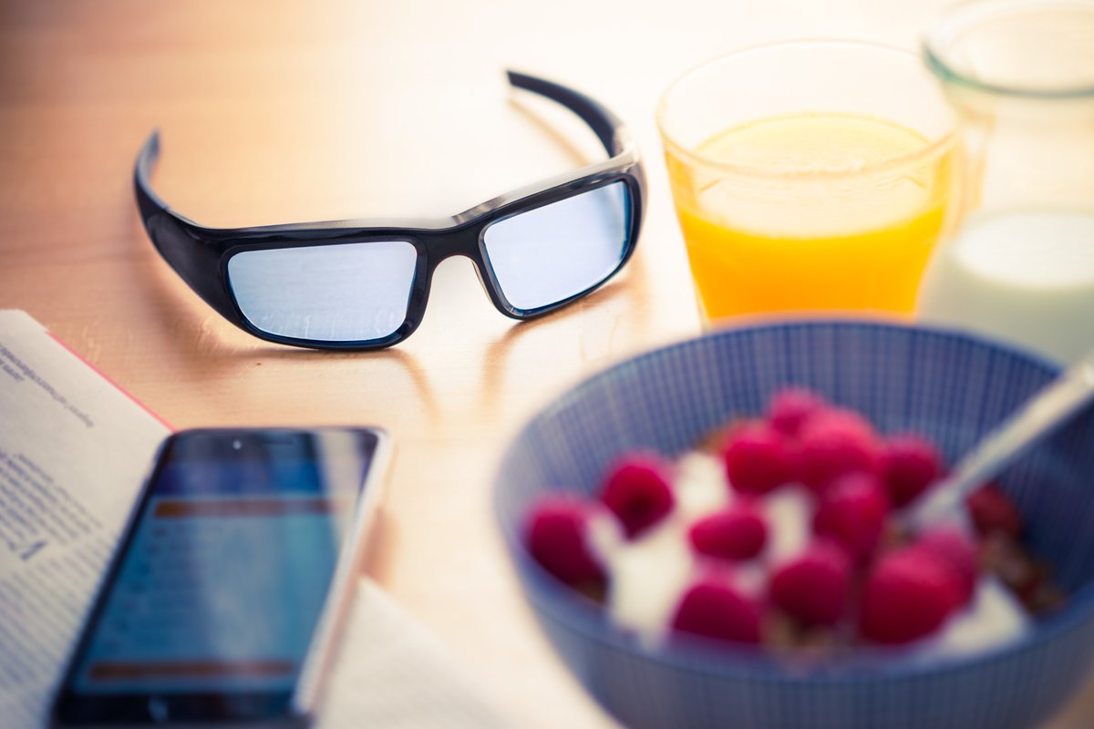 FluxPlus_Health's tweet photo. Feel free to visit the brand new @propeaq website with all the latest on blue light therapy https://t.co/yMgeUe8WmV #lighttherapy #winterblues #jetlag #shiftwork #nightshift #lichttherapie #winterdepression #sports #performance #propeaq #lightglasses #CES2018 #startupdelta https://t.co/CJGzlXfnlB