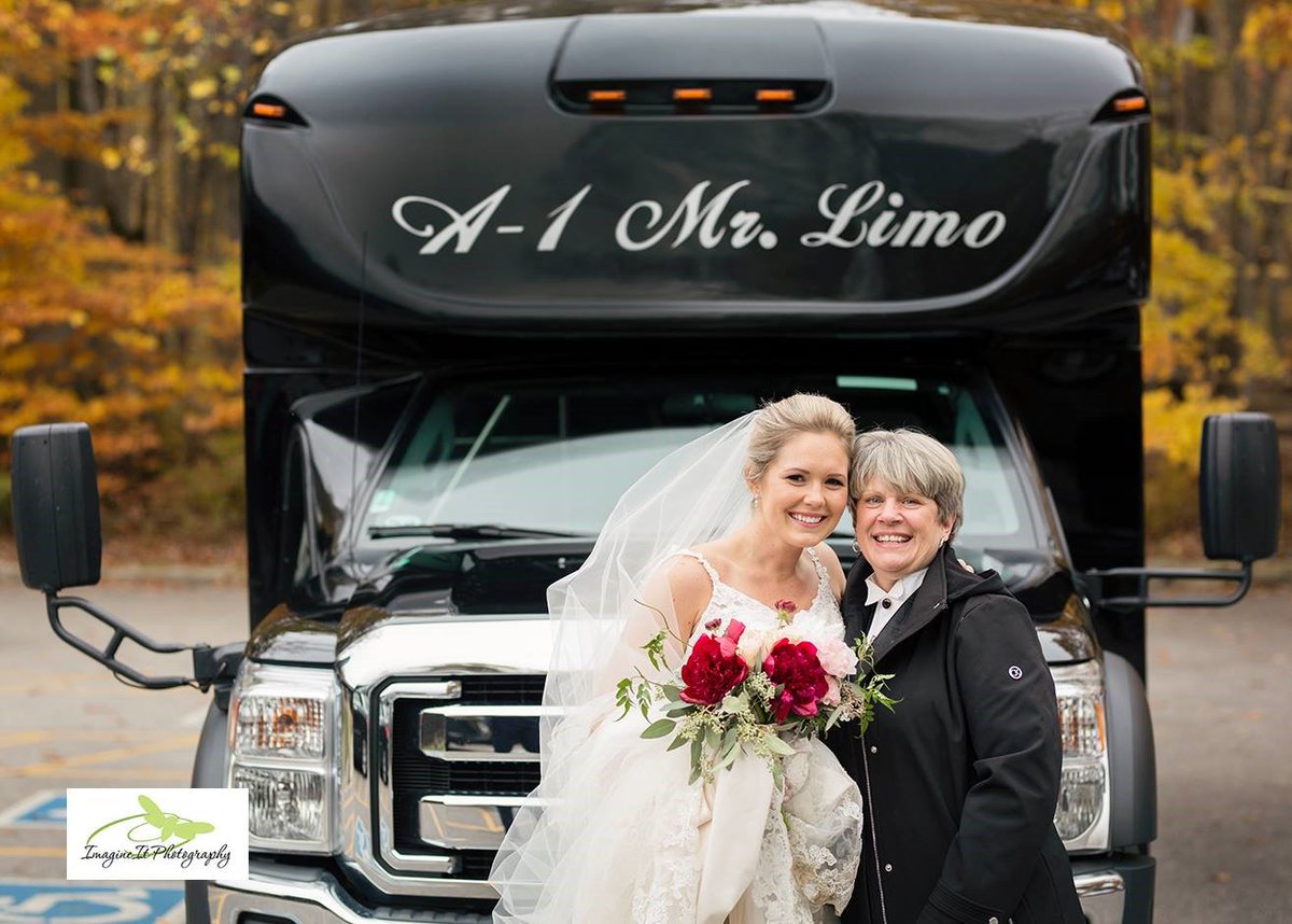 Visit the <a href="/A1MrLimo/">A-1 Mr. Limo</a> booth Saturday January 5th <a href="/WagnersWestlake/">Wagners</a> Bridal Show.  Wagner's is giving one grand prize winner a FREE catered reception!  Carmen will be there to answer questions and show a couple of our limo coaches.  #brides #weddingday #engagement