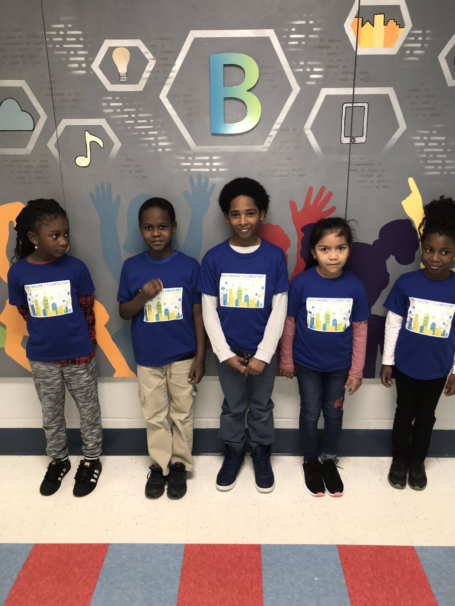 Dbennett2D's tweet photo. We are a Family Building Positive Relationships With Students #BuggByDesign #SpectacularSecondGrade Yellow, Green, Red and Blue #Making_a_Difference https://t.co/jvRqokaGmO