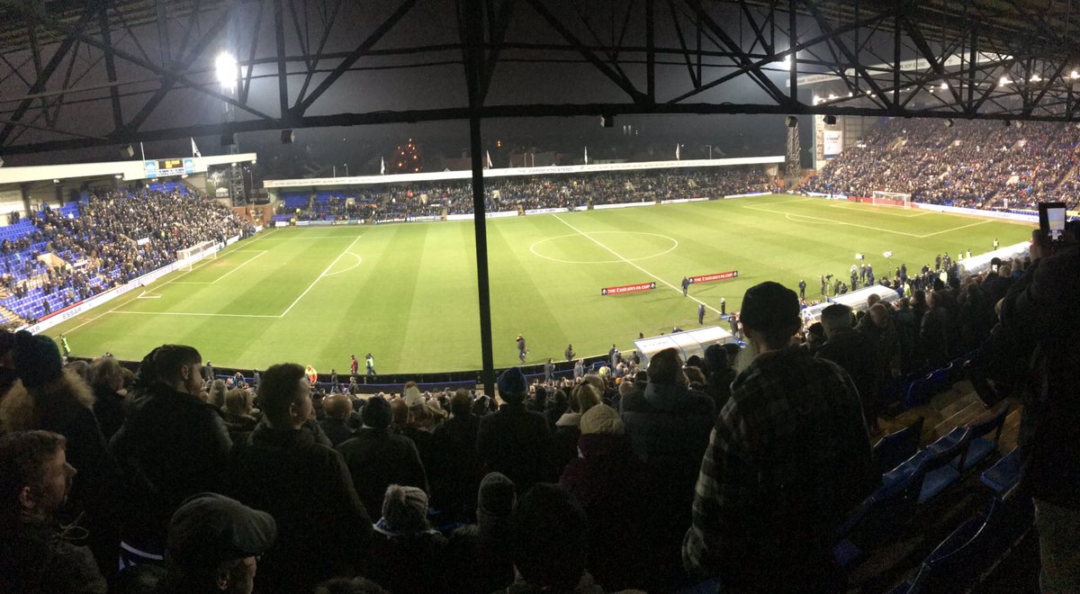 RobKellyPhysio's tweet photo. Love Prenton Park.
Up in the gods.
Freezing cold.
Waiting to get hammered by much better opposition.......or maybe not π€π»
Just like the good old Filbert Street days π¦
#TRFC #SWA #giantkillers #facupshock https://t.co/JPCVBtpIdy