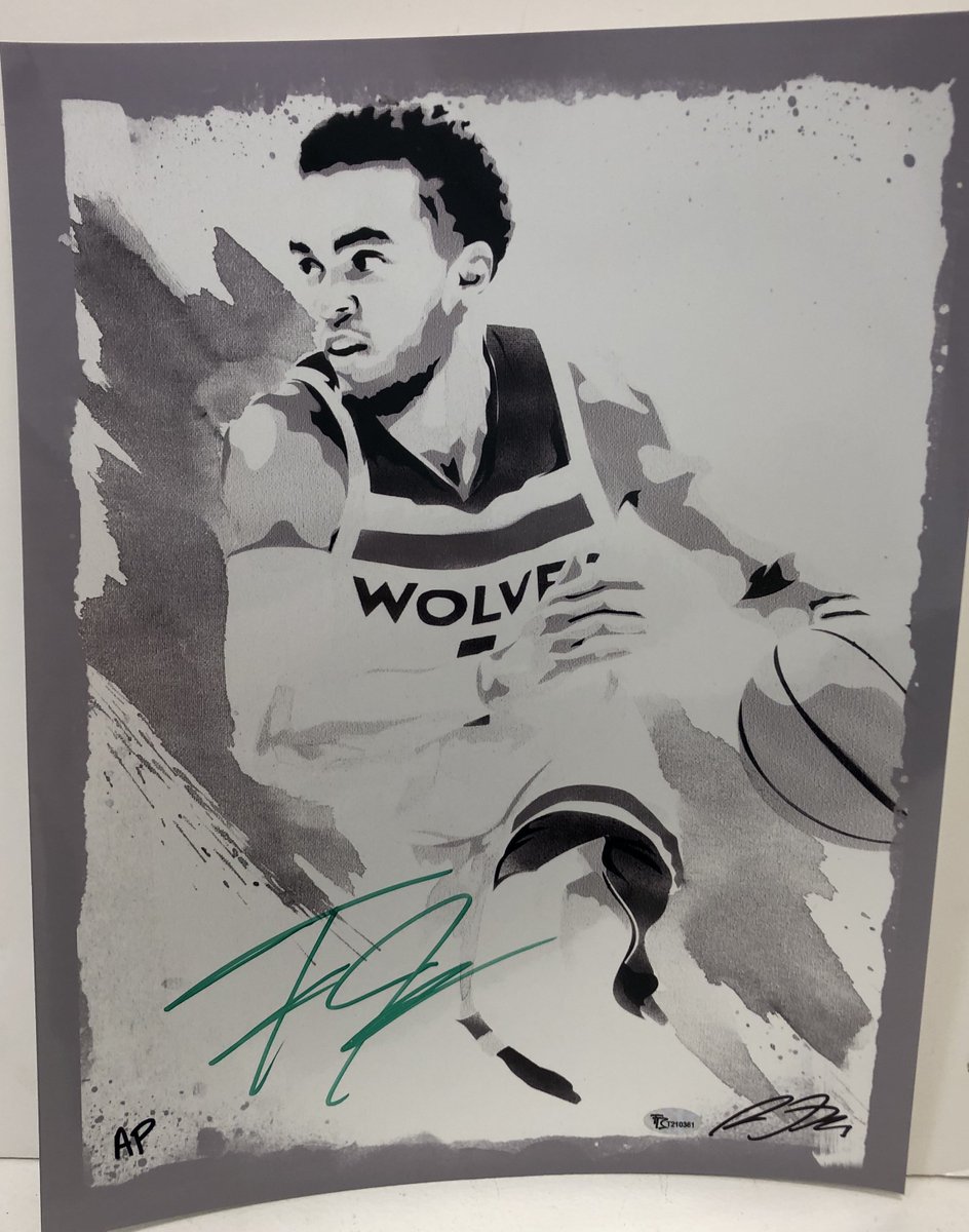 FanHQ's tweet photo. CONTEST! RT &amp; FOLLOW! The Wolves are back at home tonight &amp; we're giving away this exclusive platinum portrait signed by TYUS JONES!

Here's how to enter to win👇

1️⃣ FOLLOW @FanHQ 
2️⃣ RT this post

That's it! Go Wolves! 🐺 #Howl https://t.co/1onQkZpv4g