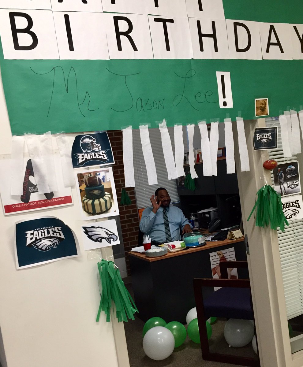 It’s the people who make this profession amazing!  Thankful for the best administrative team, and for birthdays to celebrate!  Please cut your 🎂! @AtownAp <a href="/DrJesseTurner/">Jesse Turner</a>