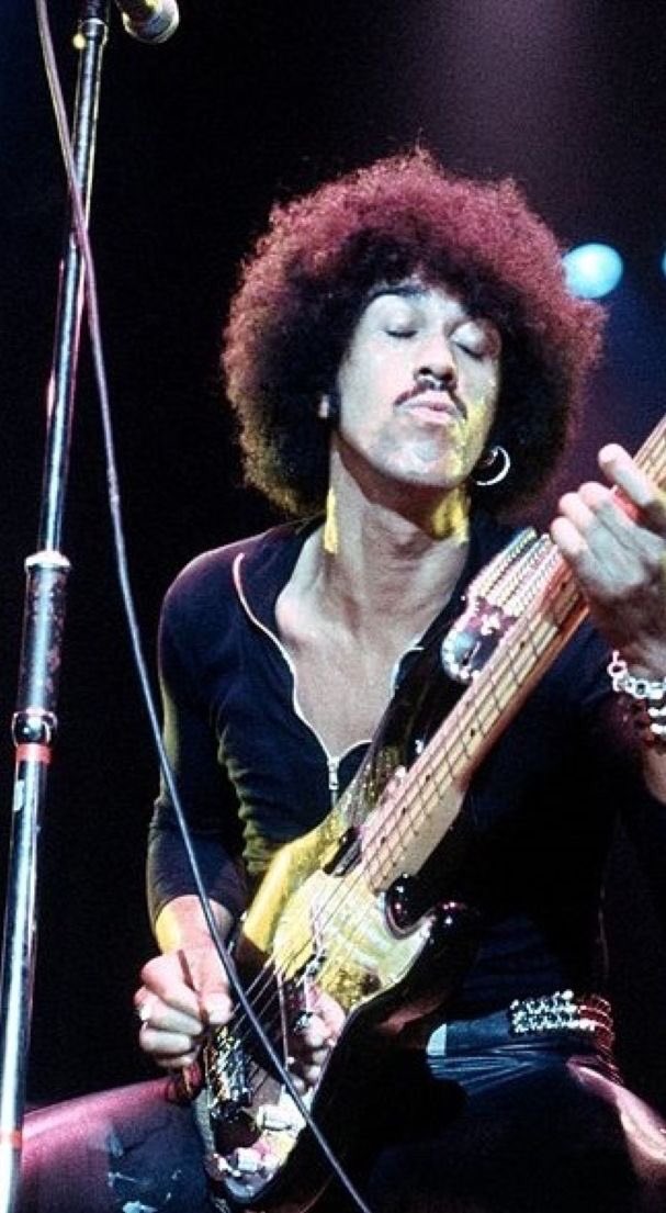 LemmiumMetal's tweet photo. Remembering Phil Lynott
Taken too soon 33 years ago tonight
Real Gone
Never Forgotten https://t.co/zYrhQvoRh0