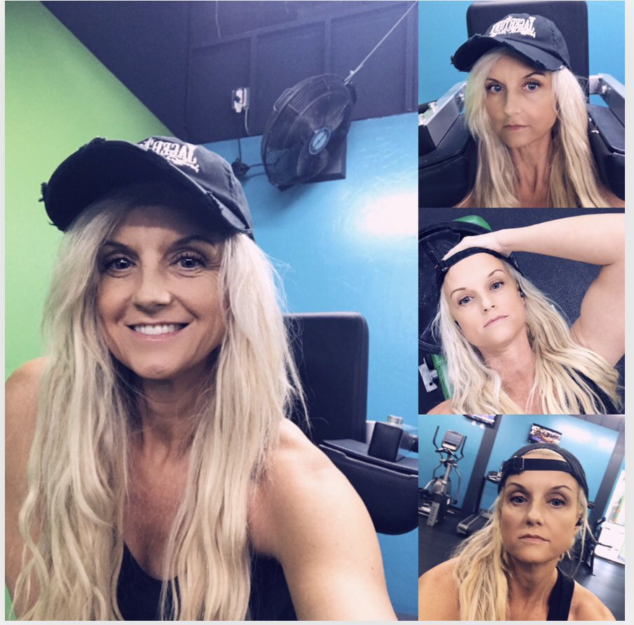 My happy place... mind and body work - set your mind and your body follows... find your passion, turn up your music and get after it!💪🏼❤️🌴🏋🏼‍♂️💋🤓#ptwithSuzanne #gymwork #brainwork #strongissexy #healthybodyhealthymind #SuzanneKemp @SuzKempFitness @Jagertown