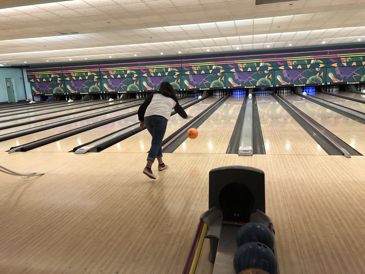 gnigel's tweet photo. #interSession2019 after lunch bowling at MYEC https://t.co/JQb8hfNsRR