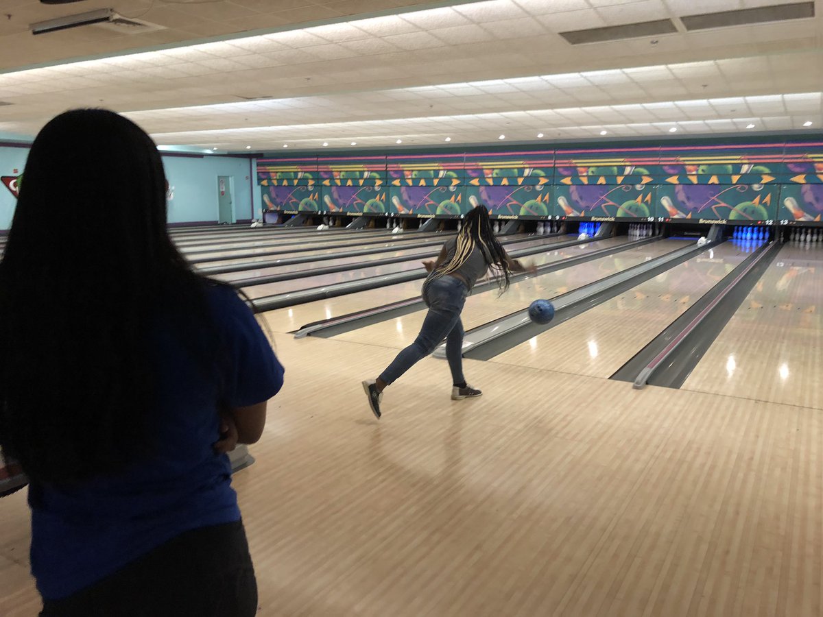 gnigel's tweet photo. #interSession2019 after lunch bowling at MYEC https://t.co/JQb8hfNsRR