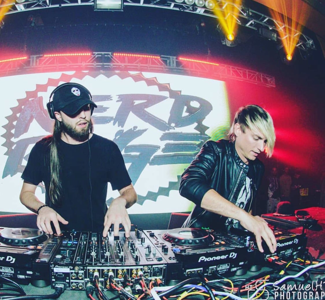 tampaedm's tweet photo. The boys will be unloading the HEAT tonight at POUND Friday’s! Get down there for some bass! Ladies are in &amp; drink FREE until midnight 🙋‍♀️ https://t.co/kbBAoNxrR2