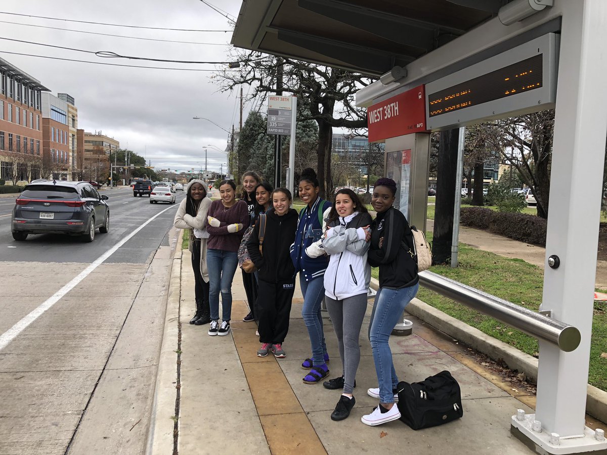 gnigel's tweet photo. #interSession2019 braving the cold to get to Playland Skate Center https://t.co/J5FV2xkd9l