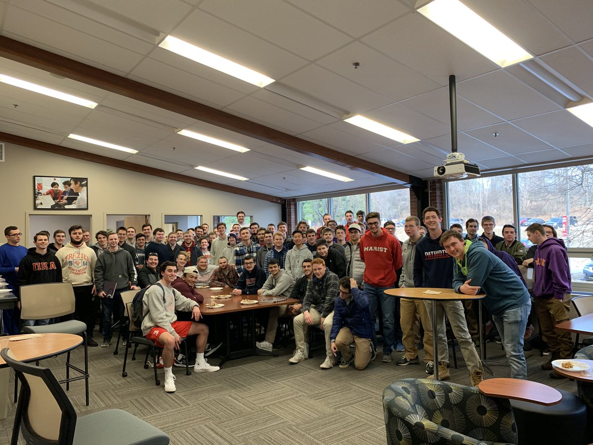 <a href="/SJShrewsbury/">Saint John's</a> #Classof2018 #Wingfest2019 #BeAPioneer