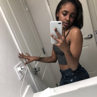 KammyKam___'s tweet photo. #NewProfilePic https://t.co/HO2IOrTWTM