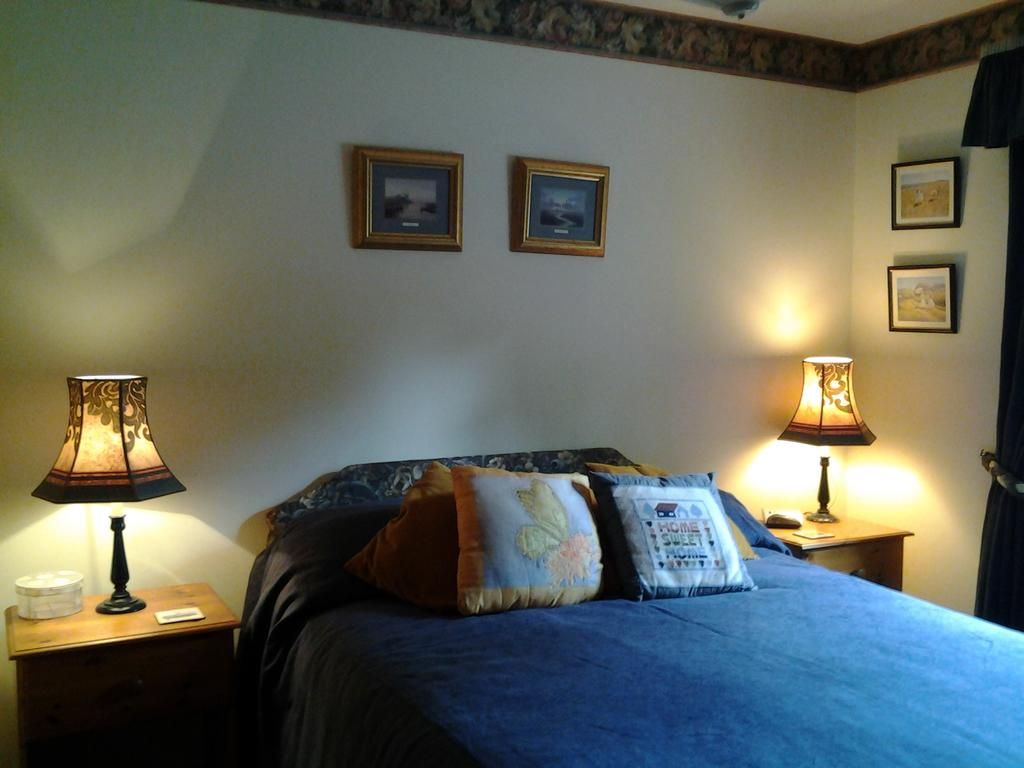 TheHolidayCots's tweet photo. Situated by the picturesque old pack bridge of #Feugh, Toll Bridge Lodge offers an ideal opportunity for up to four guests to escape the hustle and bustle of everyday life. 

📍Kincardineshire
https://t.co/spU8TBvWkG

#PetFriendlyCottage #Banchory #ScottishLodge https://t.co/Mly2npyBtB