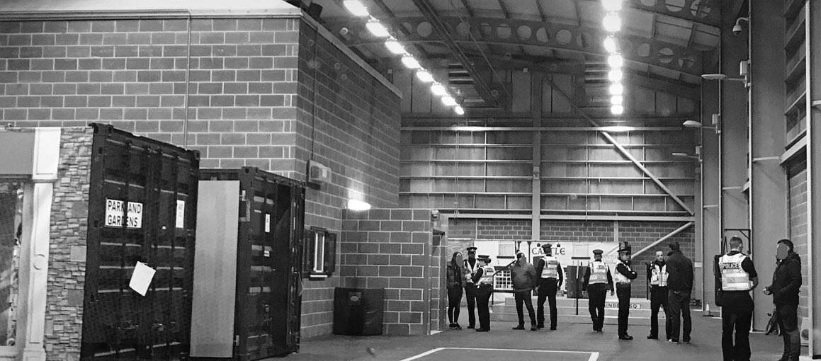 WYP_PCChrisCook's tweet image. Great day with @WYP_Training doing role plays with students &amp;amp; providing feedback on performance/ legality. I acted obstructively &amp;amp; abusively whilst trying to evade arrest. Lots of fun had, lessons learnt &amp;amp; there will be some cracking 👮‍♂️coming to our streets soon #trainforreality