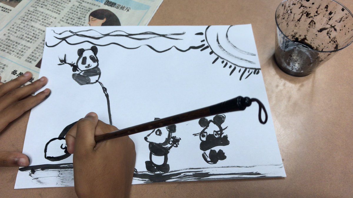 liyan414's tweet photo. @StoughStallions @StoughStallions 今天我们画熊猫。#Pandalove# https://t.co/qYBEBtvx8H