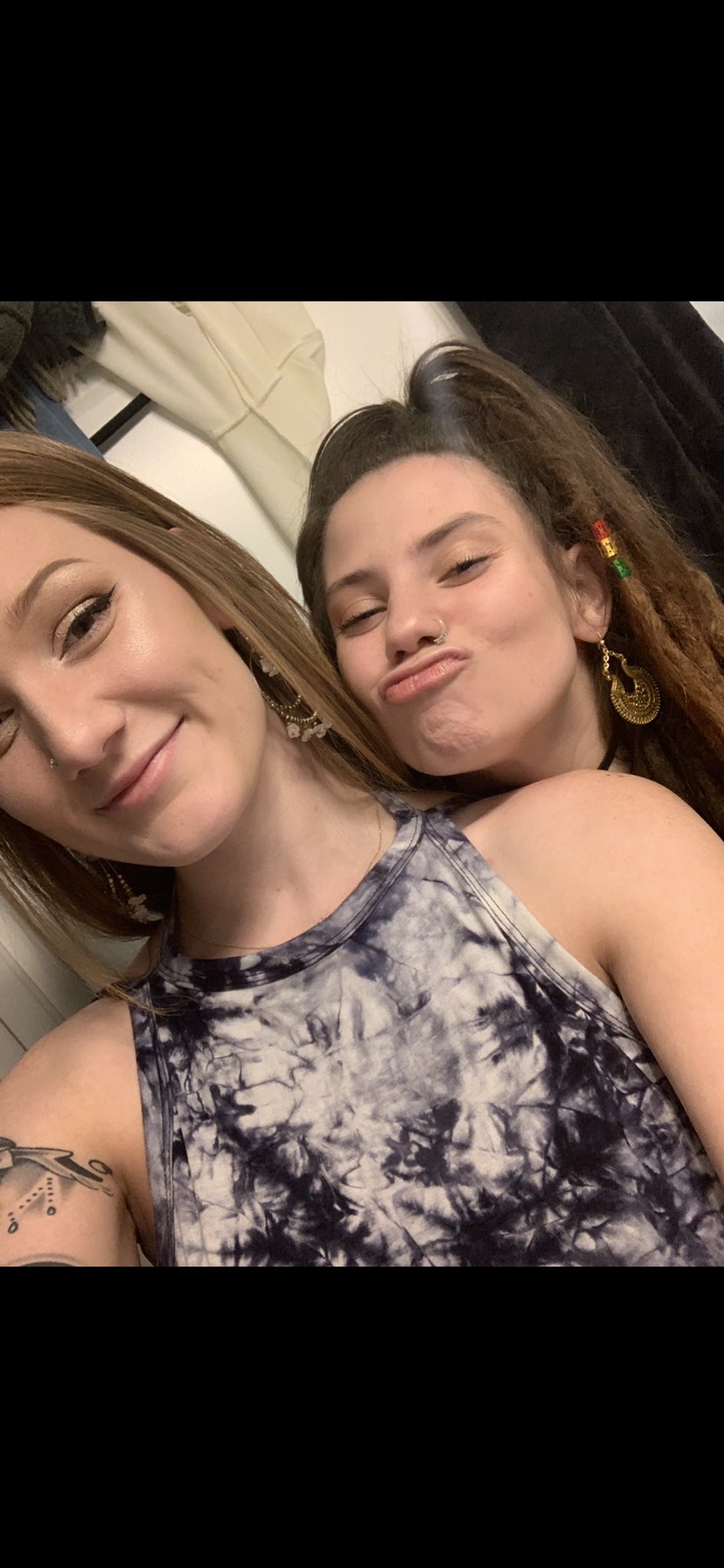 TW Pornstars - 2 pic. Aria Kai🌺. Twitter. Here’s to surviving another trip around the sun😁