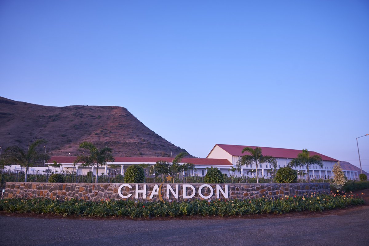 Chandonworlds's tweet photo. Opened in 2014, @chandonindia is the first winery of the country to produce sparkling wine following international standards #EnjoyResponsibly #EnjoyTheSpark #EnjoyResponsibly https://t.co/n5UsOezhbg