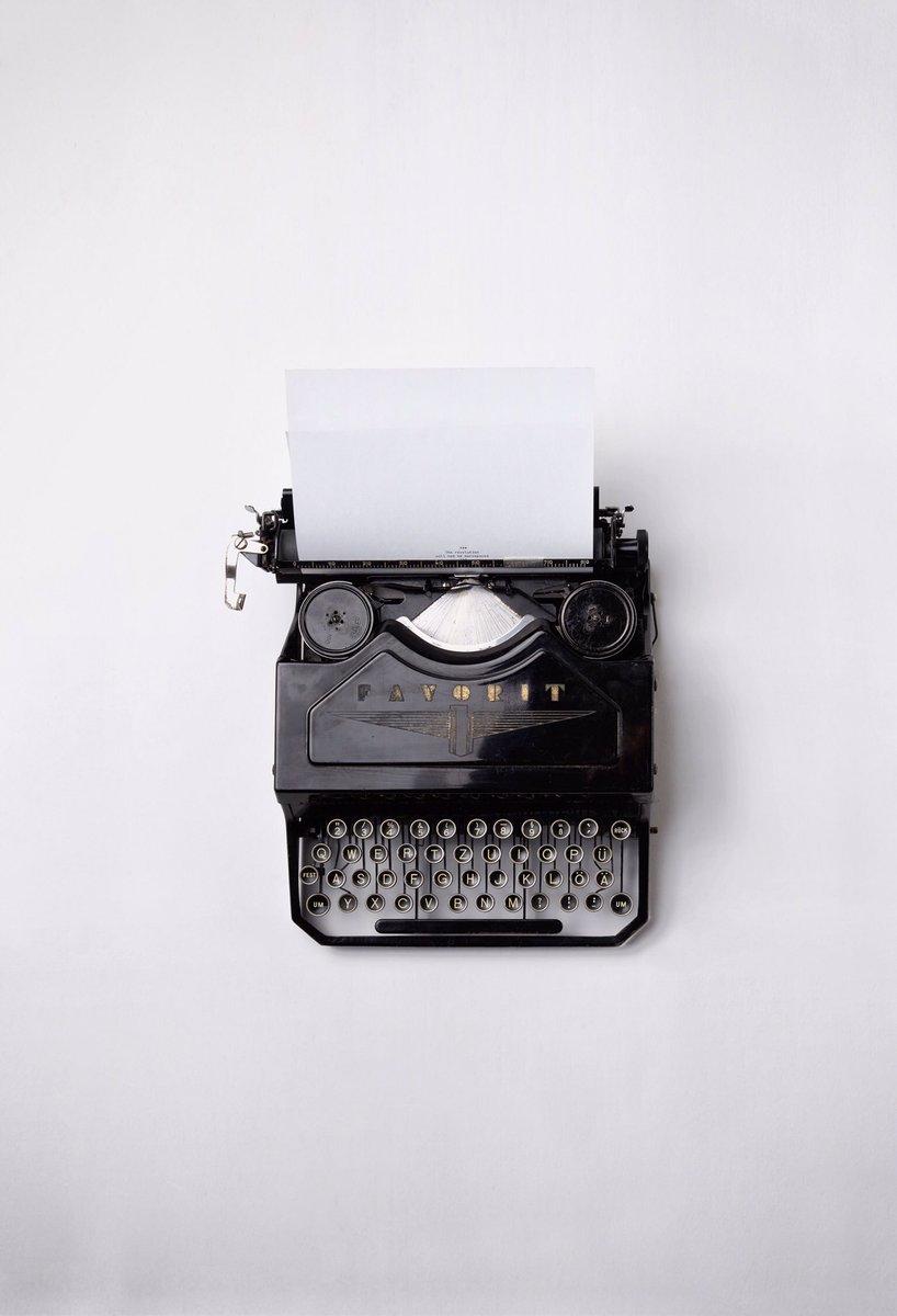 lorilesnansky's tweet photo. What story are you writing for you in 2019? Start fresh with “I Am”...Share below your intro of “I am”👇. #writing #writingprompts #2019goals #enterpreneur #womanempowerment #idenity #purpose #freshstart #iam #ascendninety #writeyourstory #successleavesclues #planyourvictory https://t.co/LSjYJ8DwZ9