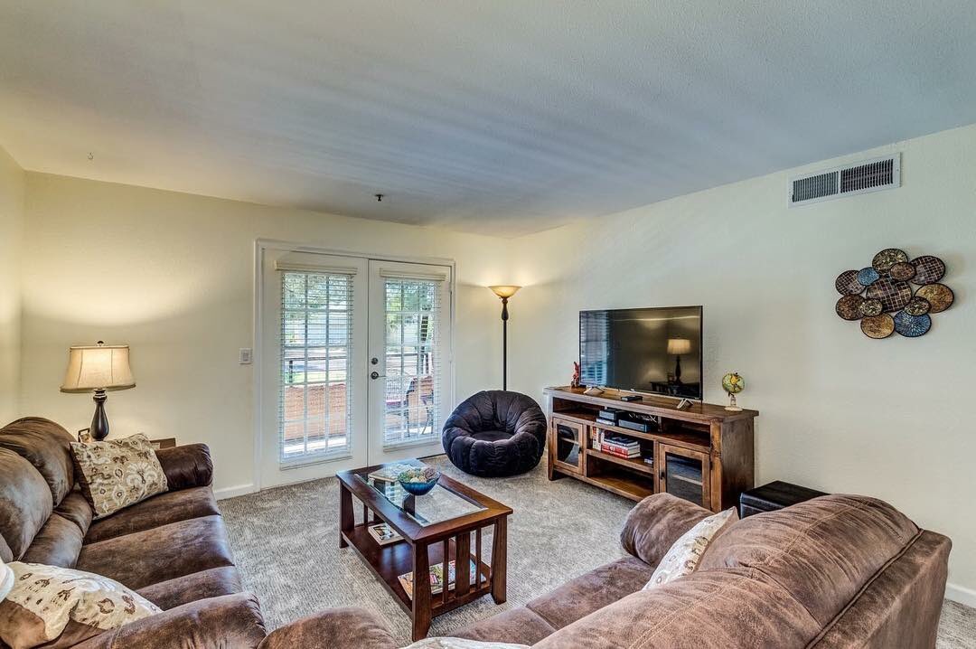 h_scottsdale's tweet photo. All the comforts of home. #VRBO #Airbnb #phoenixvacation #visitphoenix https://t.co/h2fvjPFIqR