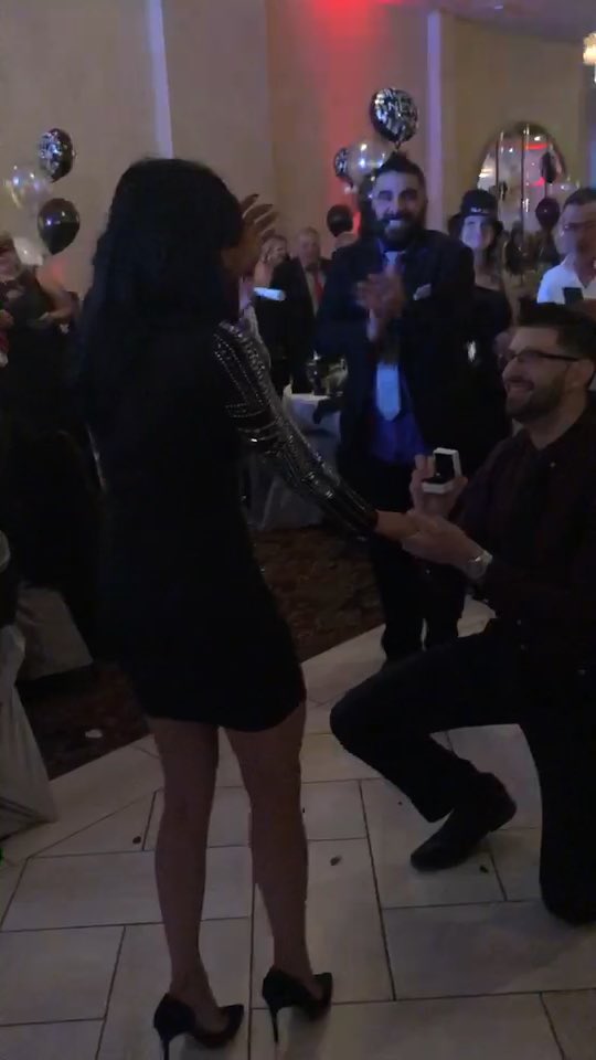 oliviamancuso__'s tweet image. What. A. Night. #NYE2019 #engagedaf