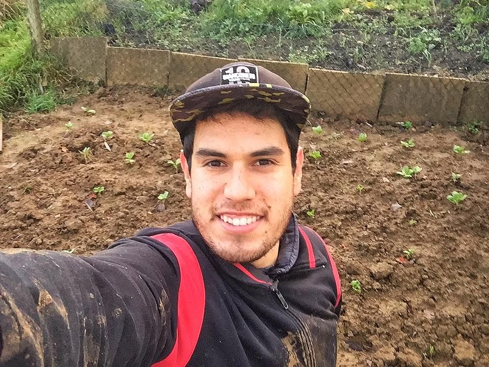 'Un an après avoir marché dans la jungle au Machu Pichu...' Andres, citoyen du monde, né au Mexique, raconte comment il a planté plus de 100 arbres en 2018. Une belle inspiration pour cette année qui commence: Retrouvez son portrait sur notre page Facebook buff.ly/2Cogpsy