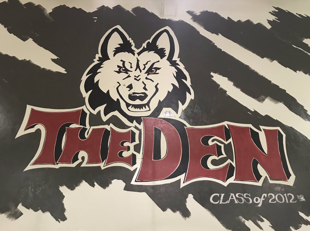 SFMHSWolfpack's tweet photo. @EsteroHS pulls out the victory over host team @SouthFMHS winning 49-31 to move on to the championship game at 7pm #TheDen #NewYearsHowl https://t.co/lDvDIHgDYx
