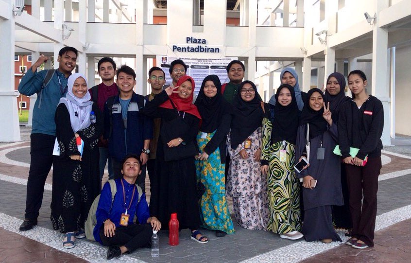 azribadlisham's tweet photo. spot me #cs110 https://t.co/aC2FOv4sOV