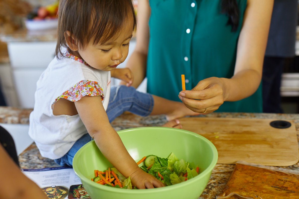 gobbleinc's tweet image. Our 15-minute dinner kits are so easy, the kids will love to help! 😋 #gobbletime #magictouch #cookingwithfamily