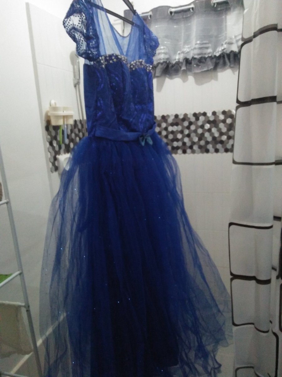 js prom gown 2019