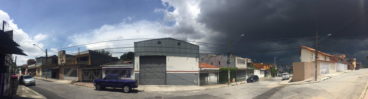 bryanrodriguesz's tweet photo. Será que vem chuva? #BalançoGeral #BalancoGeral https://t.co/UBs246iZTY