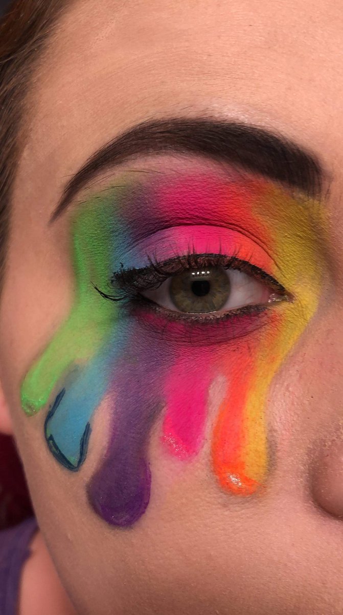 TailsTreasures's tweet photo. When you actually cry rainbow 🌈tears. @stargazerproducts loose pigments for yellow pink orange, green.and black liner
#Makeup #teammorphe #motd #makeuplover #makeupjunkie #instamakeup #beautyblogger #wakeupandmakeup #cosmetics #eyeshadow #instabeauty #makeupoftheday #BHCosmetics https://t.co/Q94ppczOC2