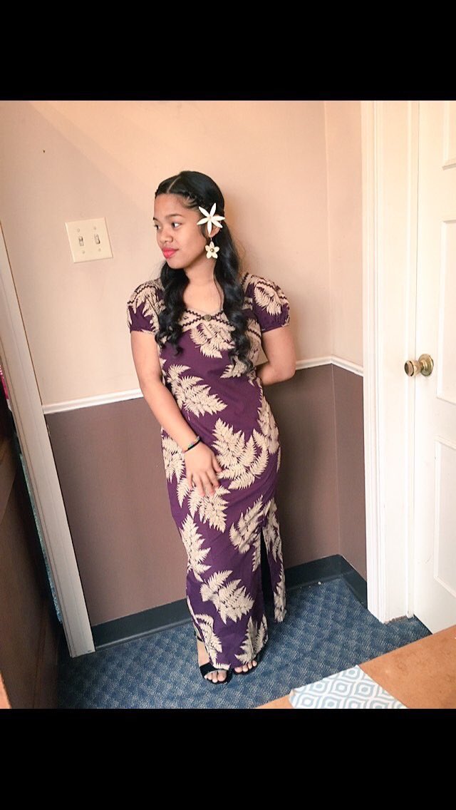 ItsLinnaaa's tweet photo. Don’t usually wear dresses like these but since I did .... 🤪 https://t.co/XBEOn7JHet