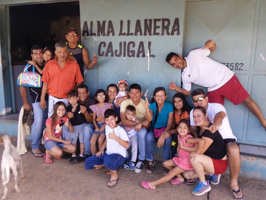 MaribenP's tweet photo. Año Nuevo 2019 Familia💞🎉🎊 https://t.co/cD8stNzAKM
