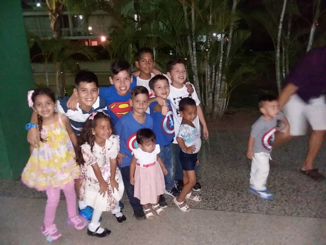 MaribenP's tweet photo. Año Nuevo 2019 Familia💞🎉🎊 https://t.co/cD8stNzAKM