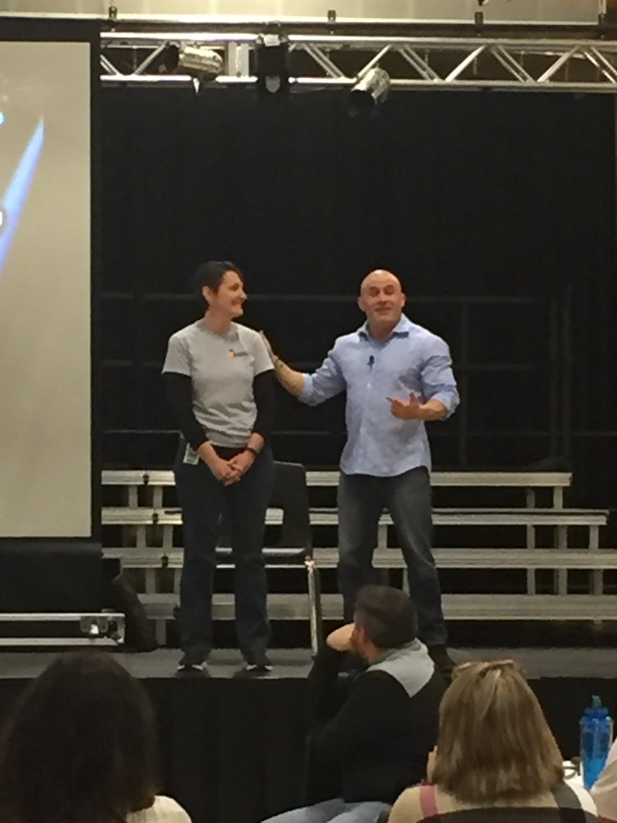 TraMitchEdD's tweet photo. Student performance is a habit. If your going to make a difference, you must be different! @halbowman #TeachLikeARockStar #catchatpd #Back2School https://t.co/wIMHsz3IOm