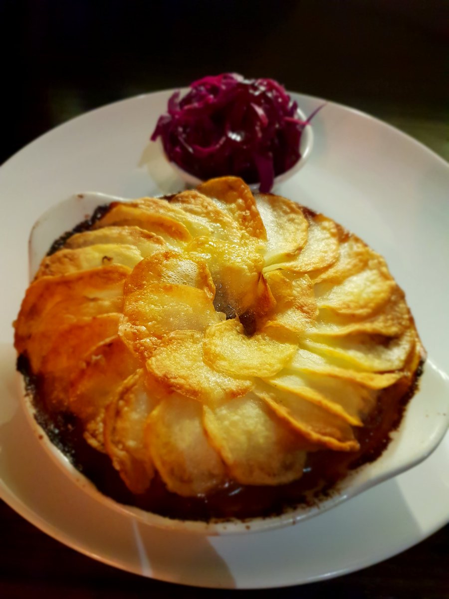 Slow cooked high peak lamb hotpot &amp; pickled red cabbage <a href="/Mettricks/">John Mettrick</a> #heatmoor #bibgourmand