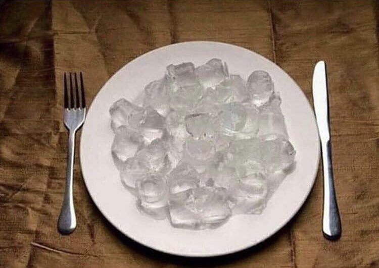 STU_ACTOR's tweet photo. Finally settling down to my vegan, gluten free, antibiotics free, raw, non GMO, organic, fat free, low carb meal! #JanuaryDieting https://t.co/1AH634E2ZH